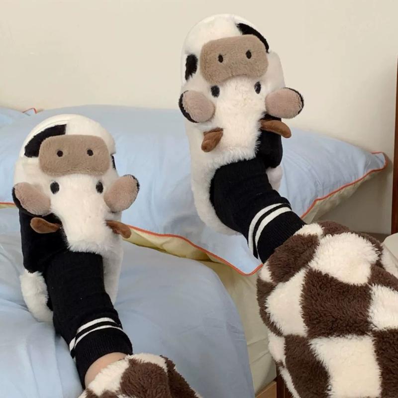 Winter Indoor Outdoor Slippers for Women Cartoon Cow Slippers Funny Novelty Soft Warm Slider