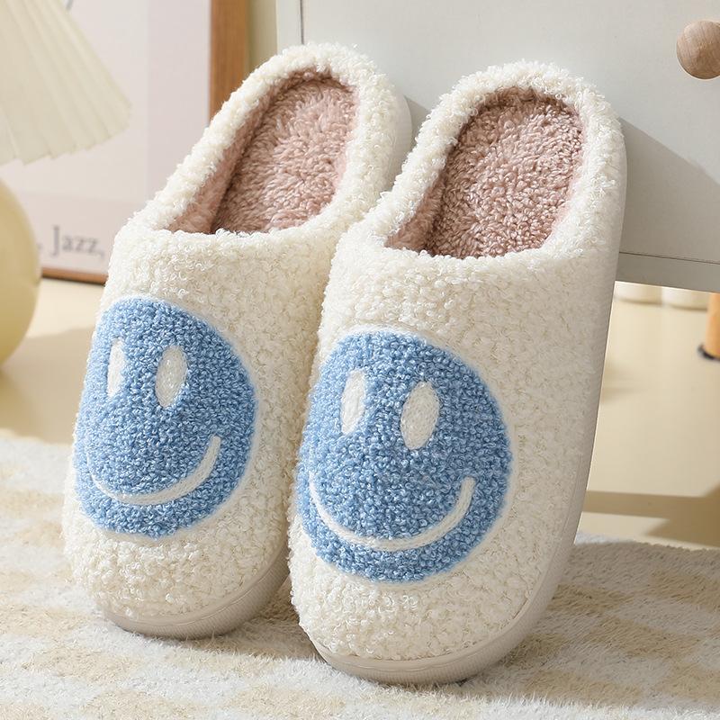 Smile Face Slippers for Women Soft Plush Smile Slippers Retro Preppy Slippers with Smile Face Happy Face Slip-on Cozy Indoor Outdoor Slippers Comfy Shoes