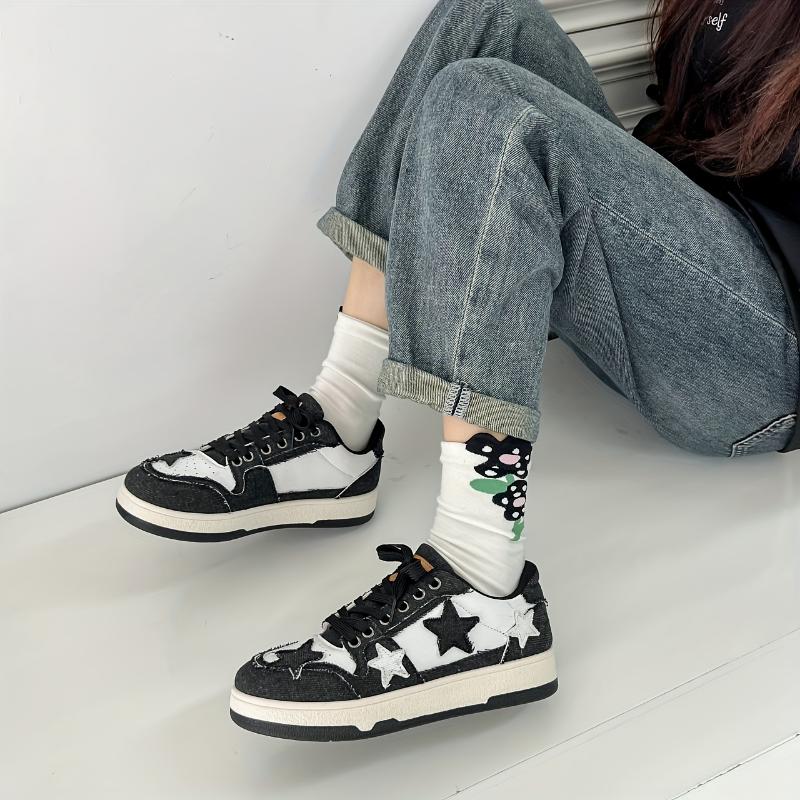 Women's Star Graphic Lace-Up Skate Shoes with Thick Sole Patchwork, Non-Slip Casual Sneakers