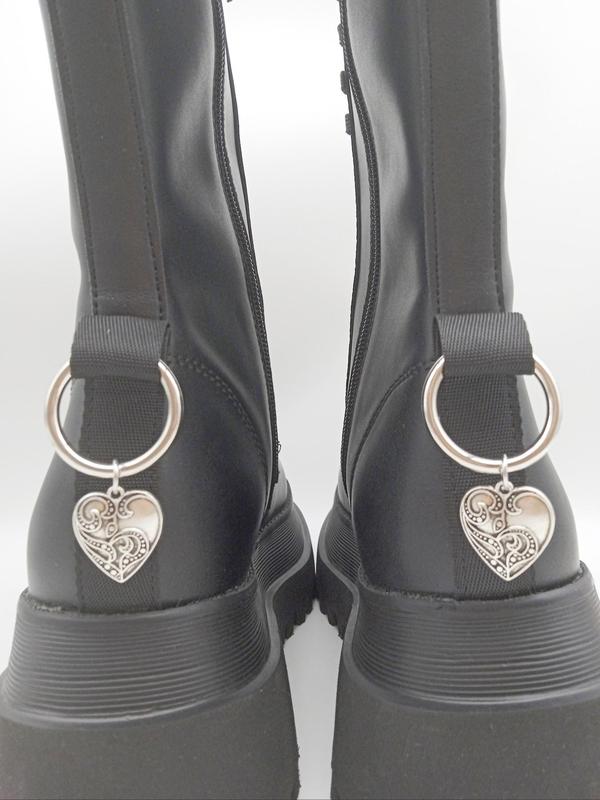 Heart Shaped Pendant Decor Shoe Charms, Punk Style Shoe Decoration Charms for Women & Men, Fashionable Shoes Accessories for Shoes Decor Daily Use