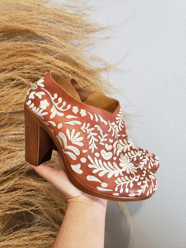 Stella embroidered Mexican wedges, Mexican Huarache, Mexican Wedge Sandal, Mexican Heels, Huarache Mexicano, Mexican Sandal, Gift for Her