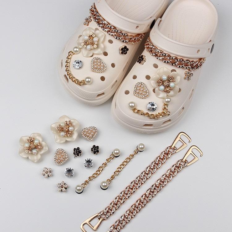 18pcs teddy bear Elegant Rhinestone Clogs Jibbitz, charms Decoration, Comfort Decor Orthotic Bridal, VALENTINE GIFT, GIFT FOT HER, GIFT FOR HIM, FAST SHIPPING, US SHIPPING