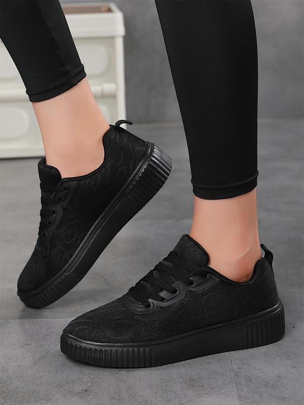 Women's Fashionable Solid Lace Up Low Top Skateboard Sneakers, Casual Comfortable Sports Shoes for Daily Wear, Female All-match Round Toe Shoes for Daily Wear