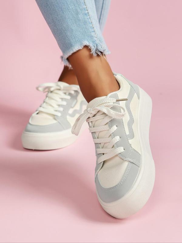 Fashionable Colorblock Lace Up Low Top Sneakers, Casual Comfortable Breathable Sports Shoes, Female All-match Round Toe Skate Shoes for Daily Wear