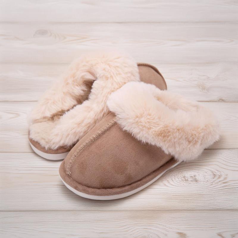 Warm Women's Plush Fleece-Lined Slip-On Moccasin with Fluffy Detail - Non-Slip Winter Home Slippers on Flat Platform Sole  Comfy Memory indoor  shoes Soft Anti-Skid