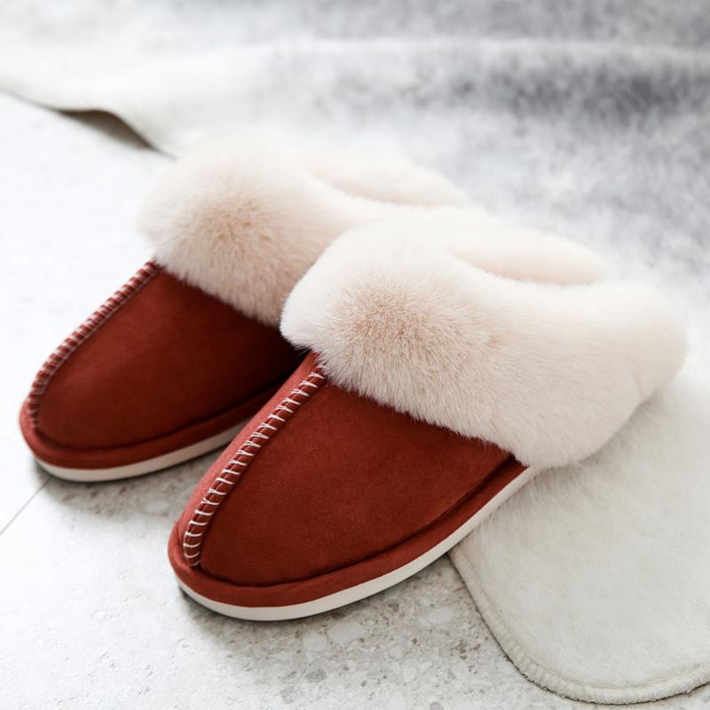 Warm Women's Plush Fleece-Lined Slip-On Moccasin with Fluffy Detail - Non-Slip Winter Home Slippers on Flat Platform Sole  Comfy Memory indoor  shoes Soft Anti-Skid