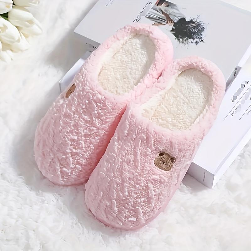 Ultra-Soft Bear Pattern Plush Slippers - Super Cute & Insulated, Effortless Slip-On for Cozy Winter Nights - Luxurious Flat Fuzzy Shoes, Perfect for Home & Bedroom Comfort