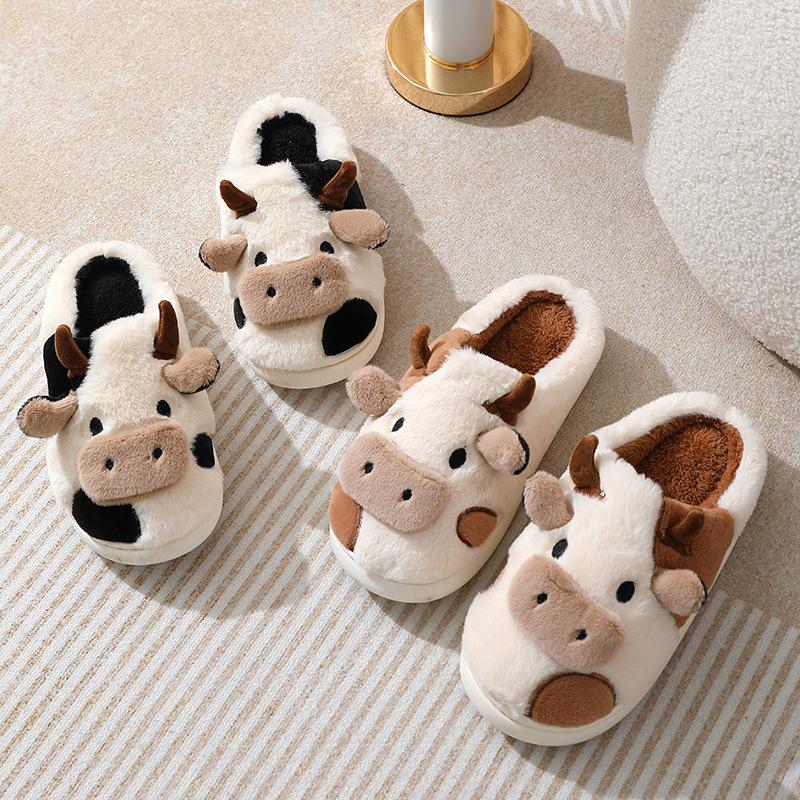 Cow Slippers for Women Cute Cartoon Cow Slides Four Seasons Home Linen Slippers House Shoes Comfortable Bedroom Kawaii Cloud Slides