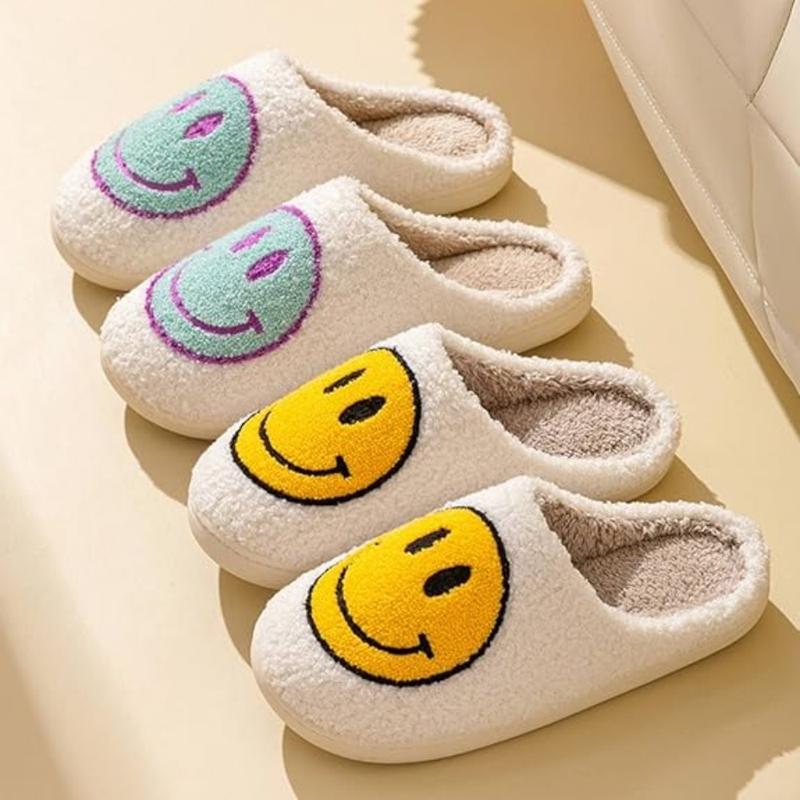 Womens Cartoon Smile Face Slippers Soft Plush Slippers Retro Preppy Slippers Happy Face Slippers Slip-on Cozy Indoor Outdoor Walking Shoes for Winter