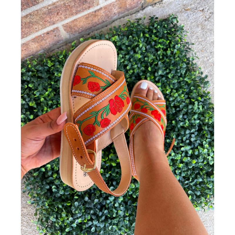 Rosas Orizaba Sandals