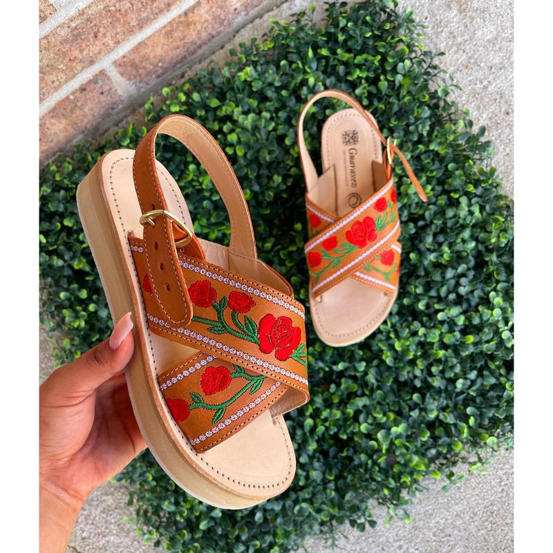 Rosas Orizaba Sandals