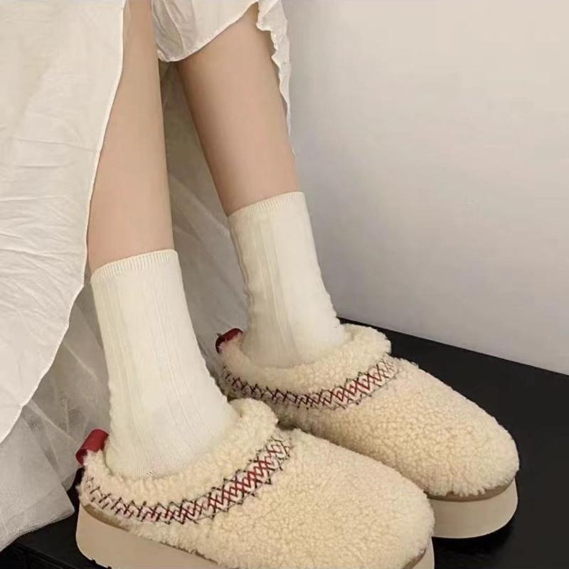 Spring special price round toe women'smodel 2024 new cute loafers white khakifluffy low-cut fashionable slippers forcommuting and leisure outdoor gifts forgirlfriends and family