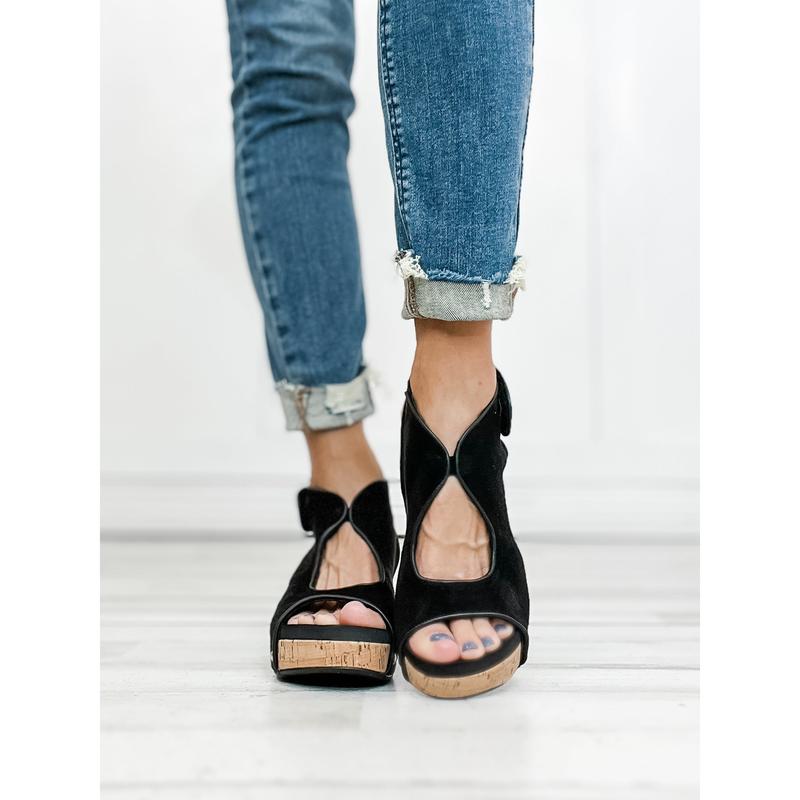 Corkys Frisky Wedge Sandals in Black