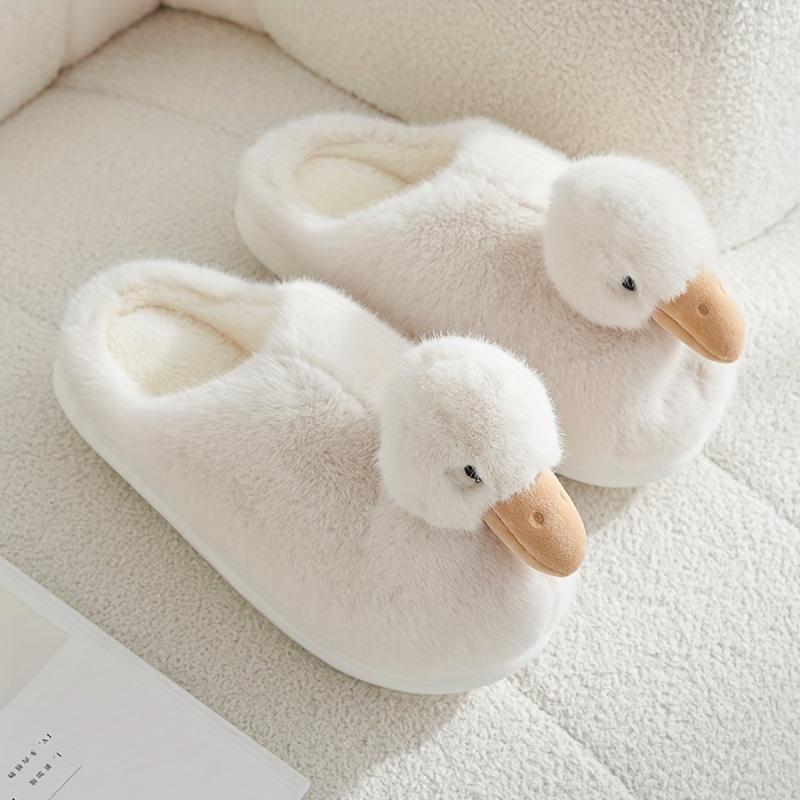 Hearthside Hug, Cozy Cartoon Duck Plush Slippers for Couples - Thick Sole, Non-Slip, Warm Indoor Shoes for Winter