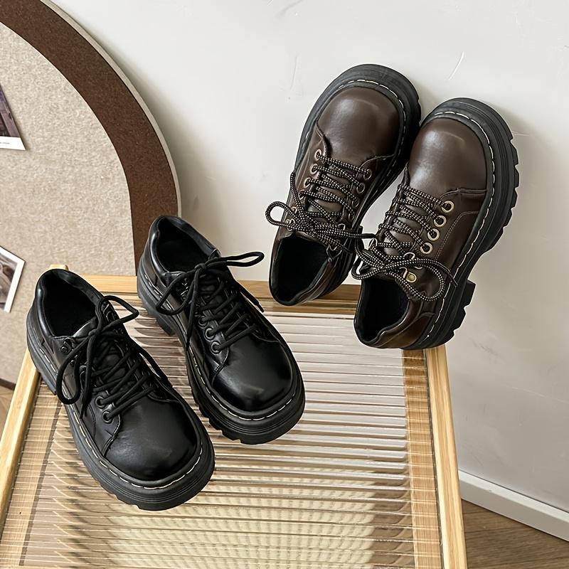 A Pair of Vintage-Style All-Season Platform Shoes, Suitable for Women, Casual Lace up Oxford Shoes, Made of Artificial Material Upper, Cloth Lining and Insole, Pu Sole-Multi-Functional Retro University Style Shoes